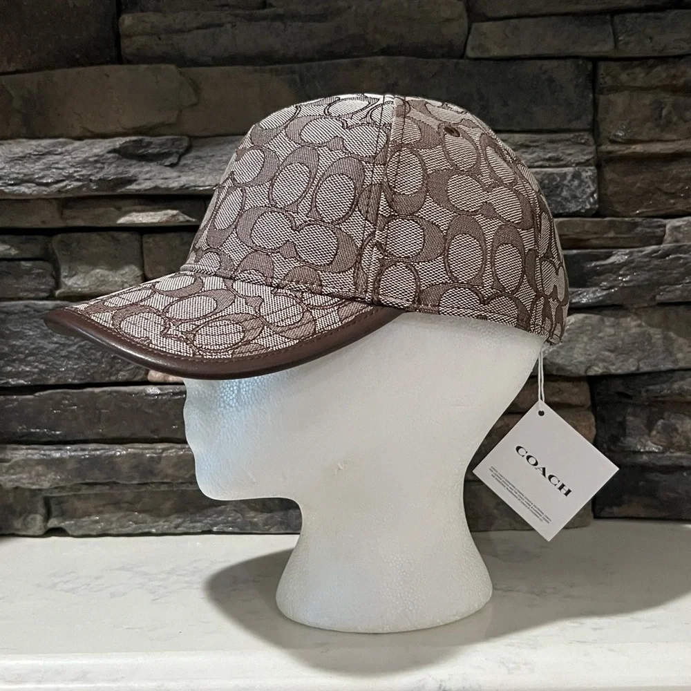Coach Cap 🧢 - Picture 7 of 16